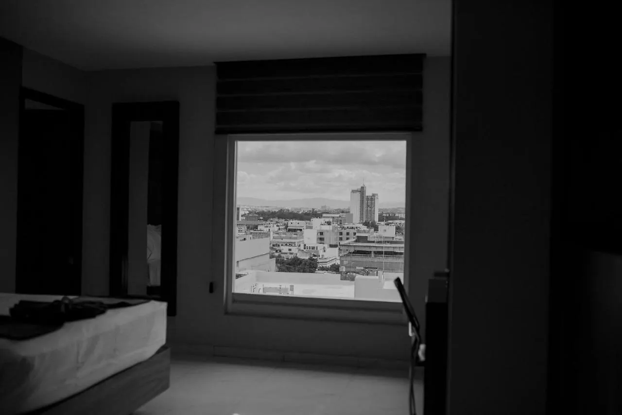 Hotel Dali Plaza Ejecutivo Гвадалахара